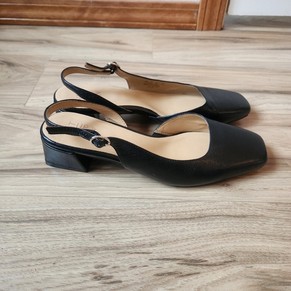 Naturalizer Jayla Slingback Heels - Picture 2 of 6